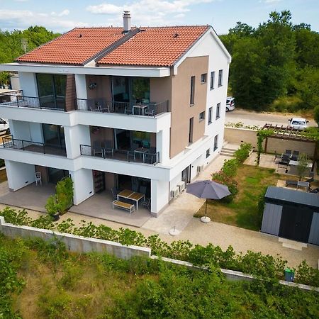 Vila Primorka Apartmani Oleander Šilo Exterior foto