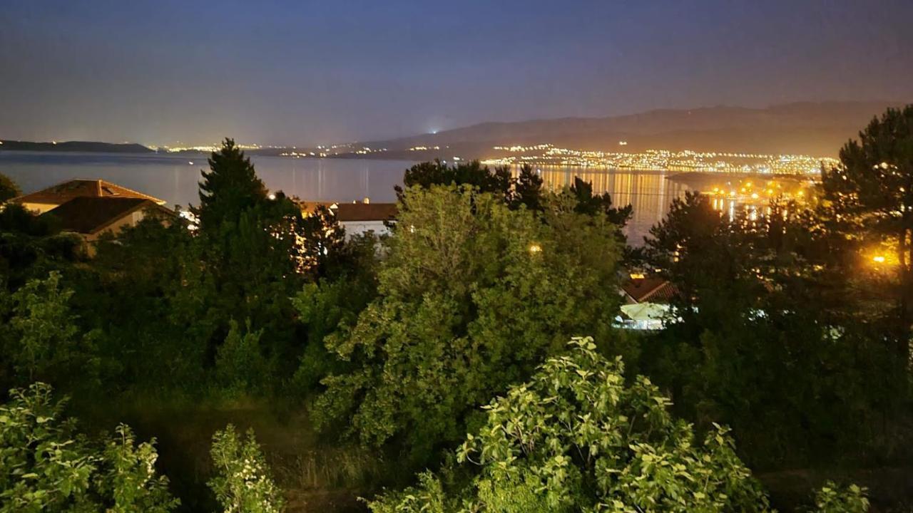 Vila Primorka Apartmani Oleander Šilo Exterior foto